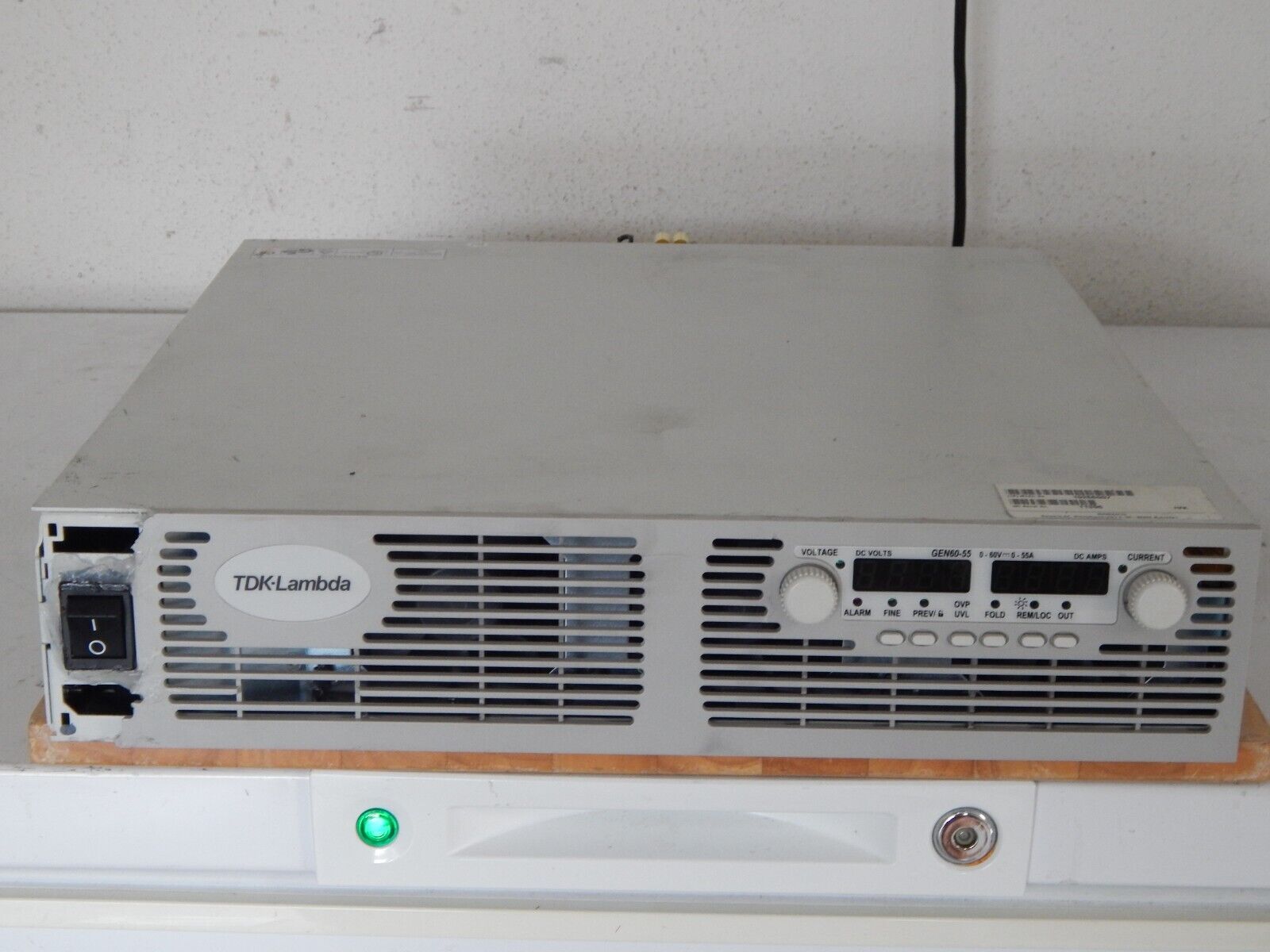 TDK-Lambda GEN60-55 Programmable DC Power Supply 0-60V 0-55A TDK-Lambda GEN60-55 Programmable DC Power Supply 0-60V 0-55A
